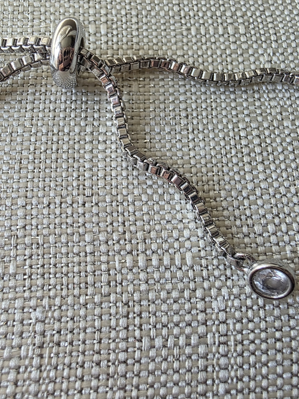 Adjustable bolo slider bracelet - Picture 7 of 9